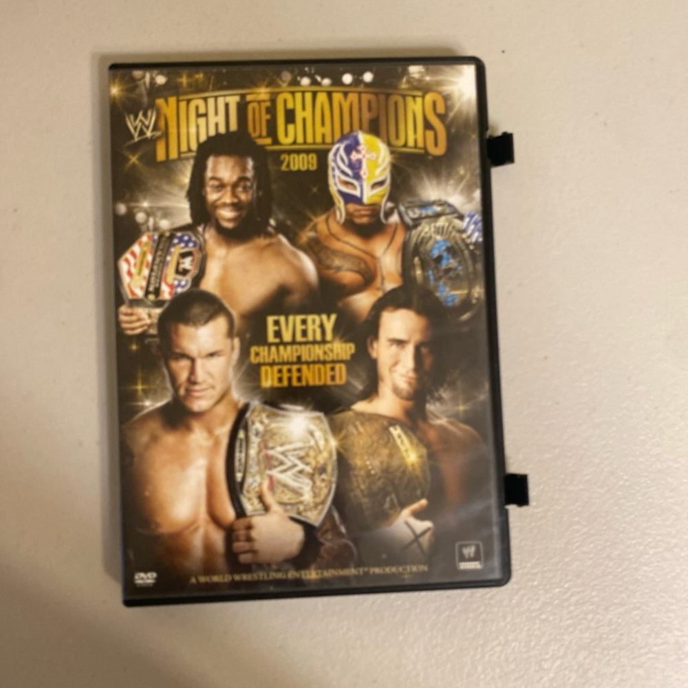 WWE Night of Champions 2009 DVD - Gold and Black